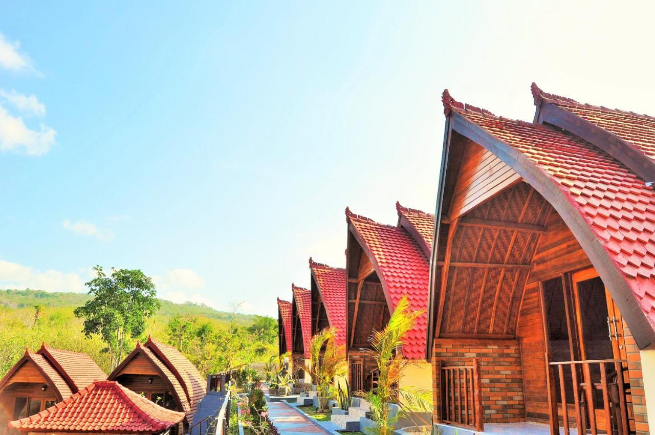 Surya Chandra Beach Bungalow Batununggul Eksteriør billede