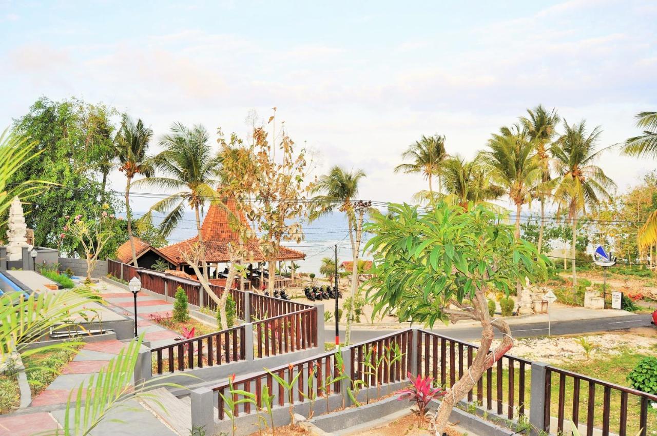 Surya Chandra Beach Bungalow Batununggul Eksteriør billede