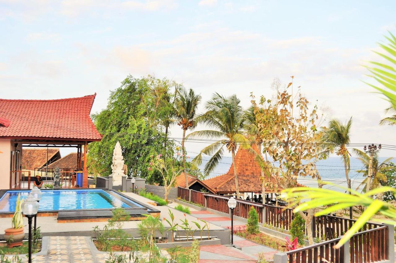 Surya Chandra Beach Bungalow Batununggul Eksteriør billede