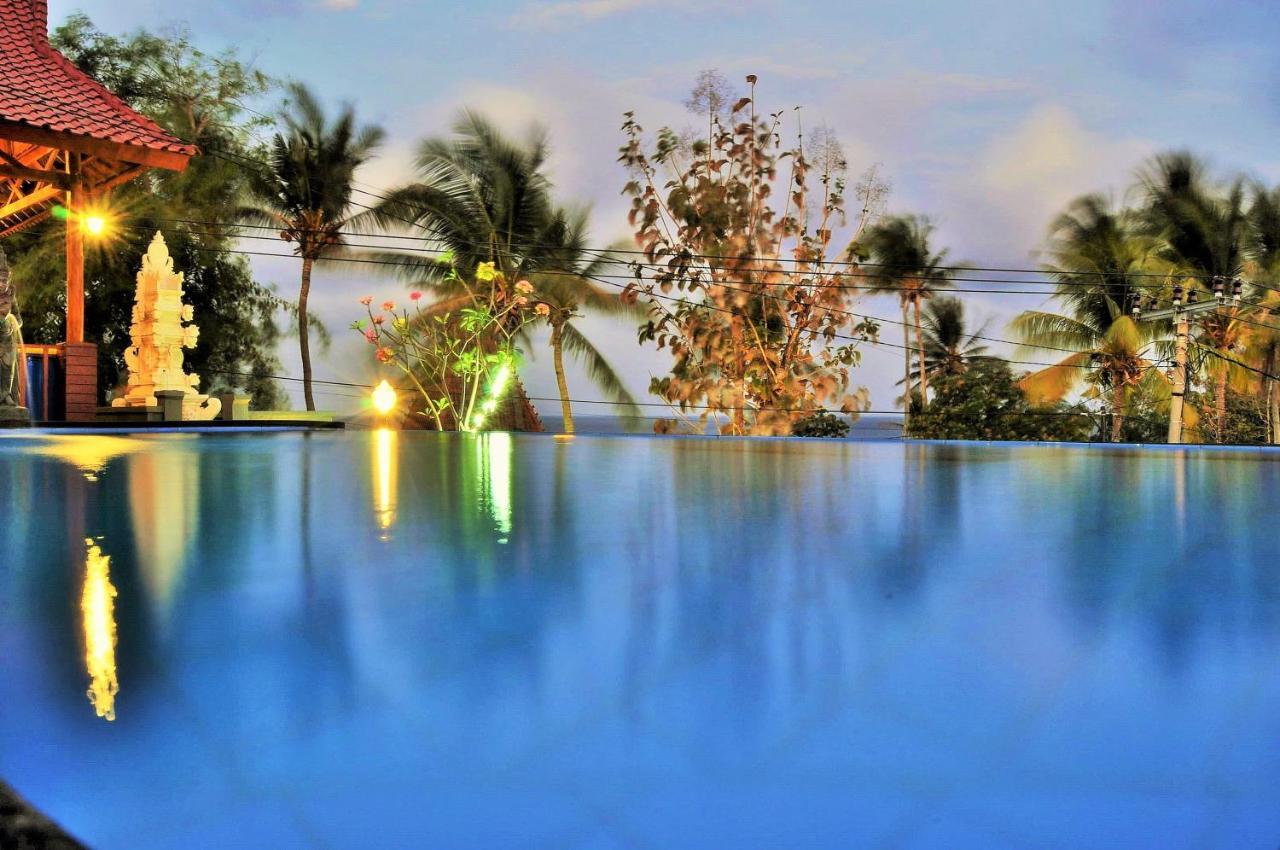Surya Chandra Beach Bungalow Batununggul Eksteriør billede