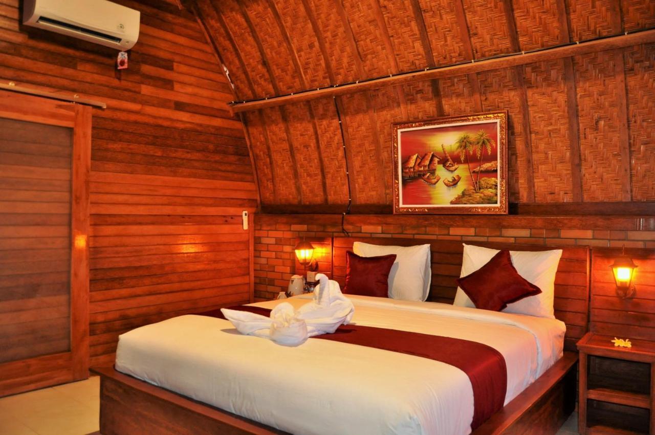 Surya Chandra Beach Bungalow Batununggul Eksteriør billede