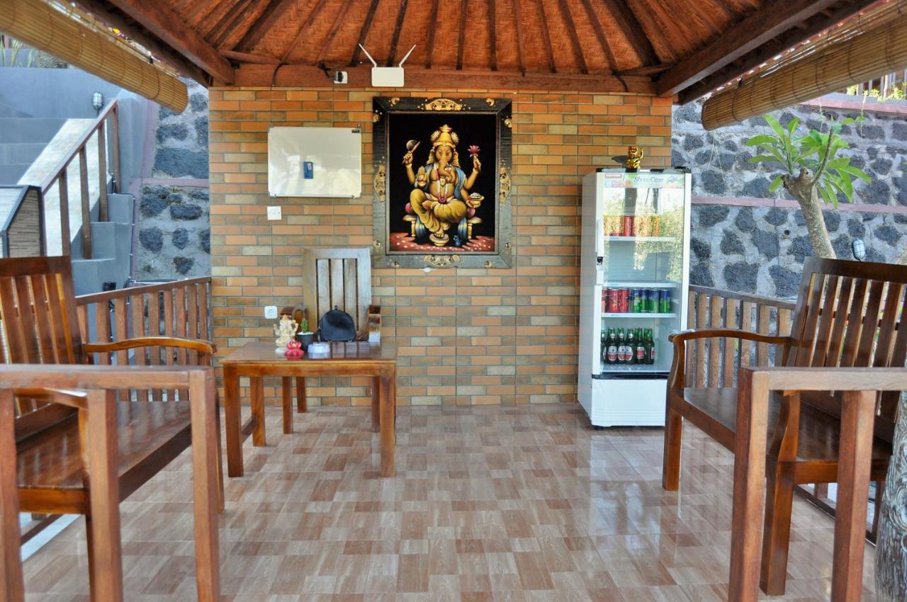 Surya Chandra Beach Bungalow Batununggul Eksteriør billede